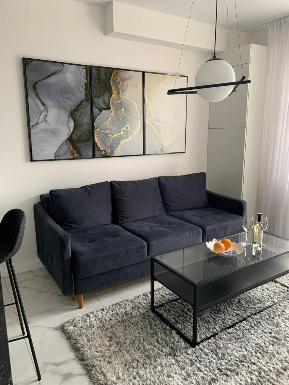 New Modern Apartment อุชโฮรอด ภายนอก รูปภาพ